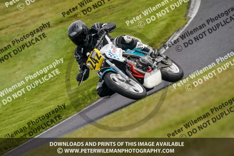 cadwell no limits trackday;cadwell park;cadwell park photographs;cadwell trackday photographs;enduro digital images;event digital images;eventdigitalimages;no limits trackdays;peter wileman photography;racing digital images;trackday digital images;trackday photos